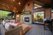 Hygge Hideaway cabin hot tub on private deck