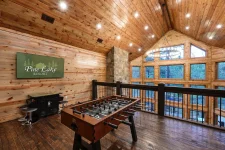 Red Baron Lodge open floor plan living and kitchen